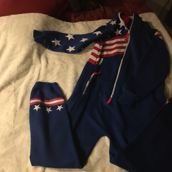🇺🇸ONESIE ALERT🇺🇸!!! - Picture 3 of 3